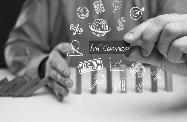E-Réputation assureurs à réseaux et directs : Axa au top des avis clients ! E-Réputation assureurs à réseaux et directs : Axa au top des avis clients !